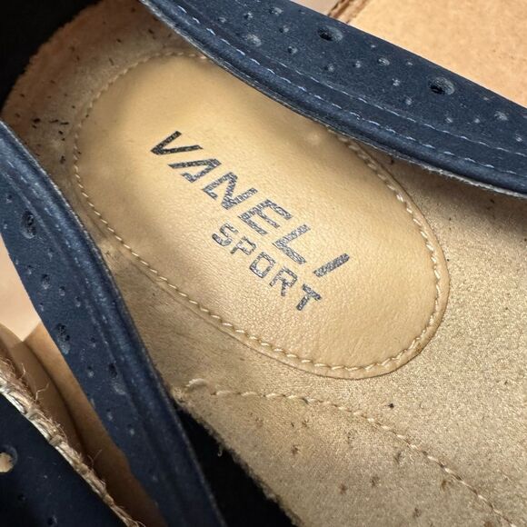 Vaneli Sport Navy Perforated  laser cut suede Slip-On espadrille loafers 7.5 - Picture 3 of 7